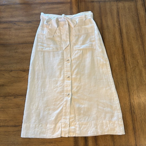 White 100% Linen Pocketed Skirt by MNG Mango, XS, Trending Summer Boho Airy - Picture 2 of 16